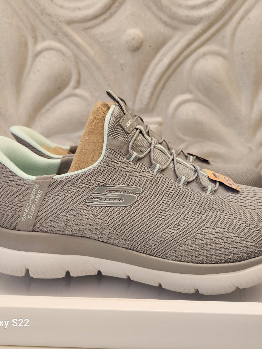 Skecher Summit Dream Slip In Sneakers. NWT. Size 10 - Picture 2 of 10